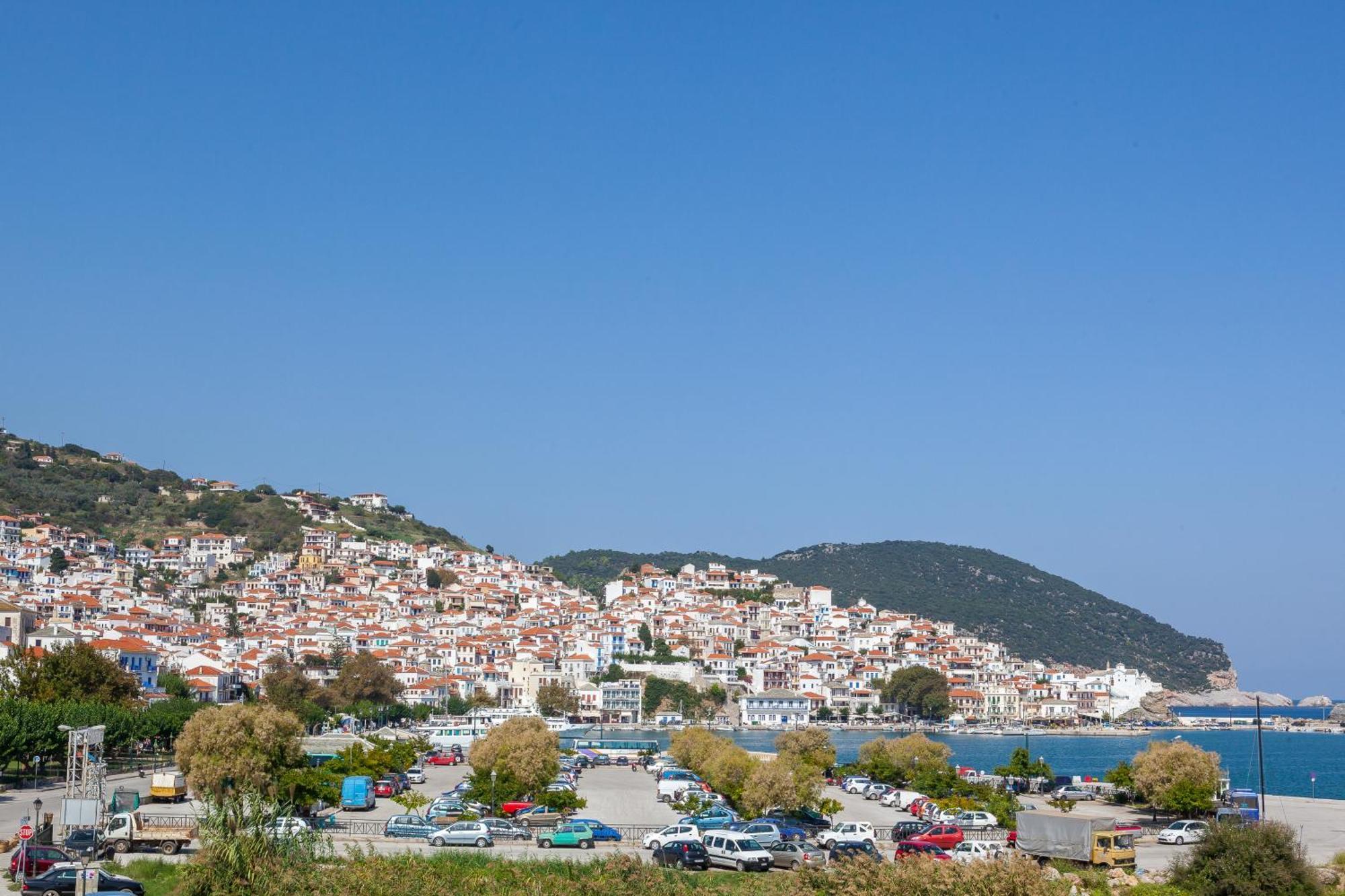 الشقق الفندقية Panormos في  Mon Repos المظهر الخارجي الصورة